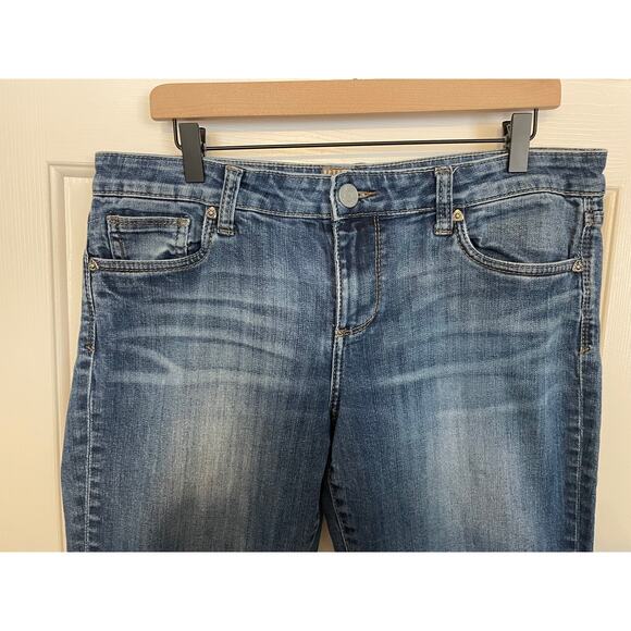 Kut from the Kloth Womens Jeans Size 10 Farrah Baby Bootcut Blue Denim Stretch - Picture 3 of 12